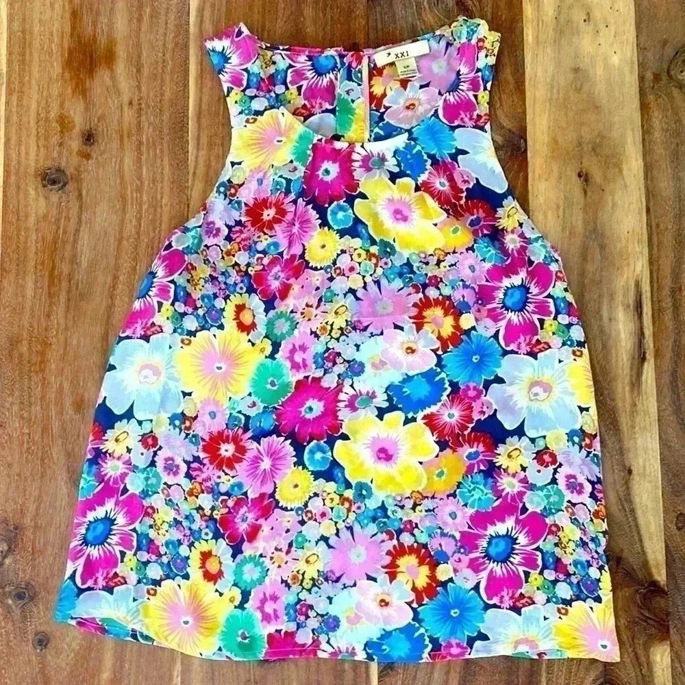 XXI Forever 21 💯 Silk Floral Top S